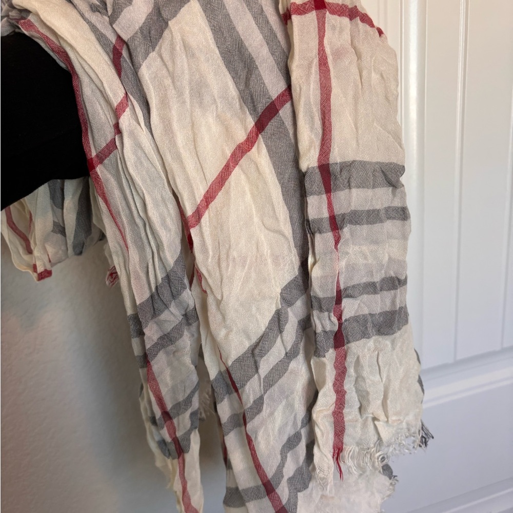 Plaid Patterned Scarf - Picture 3 of 3